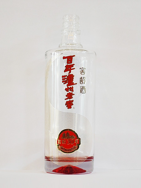 泸州老(lǎo)窖.百年(nián)窖齡30年(nián)